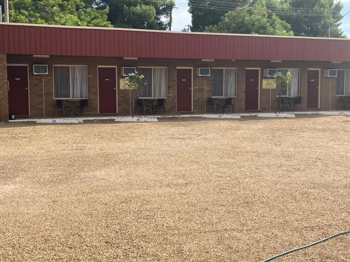 Camellia Motel Narrandera Exterior foto