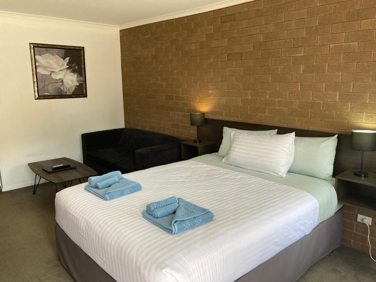 Camellia Motel Narrandera Exterior foto